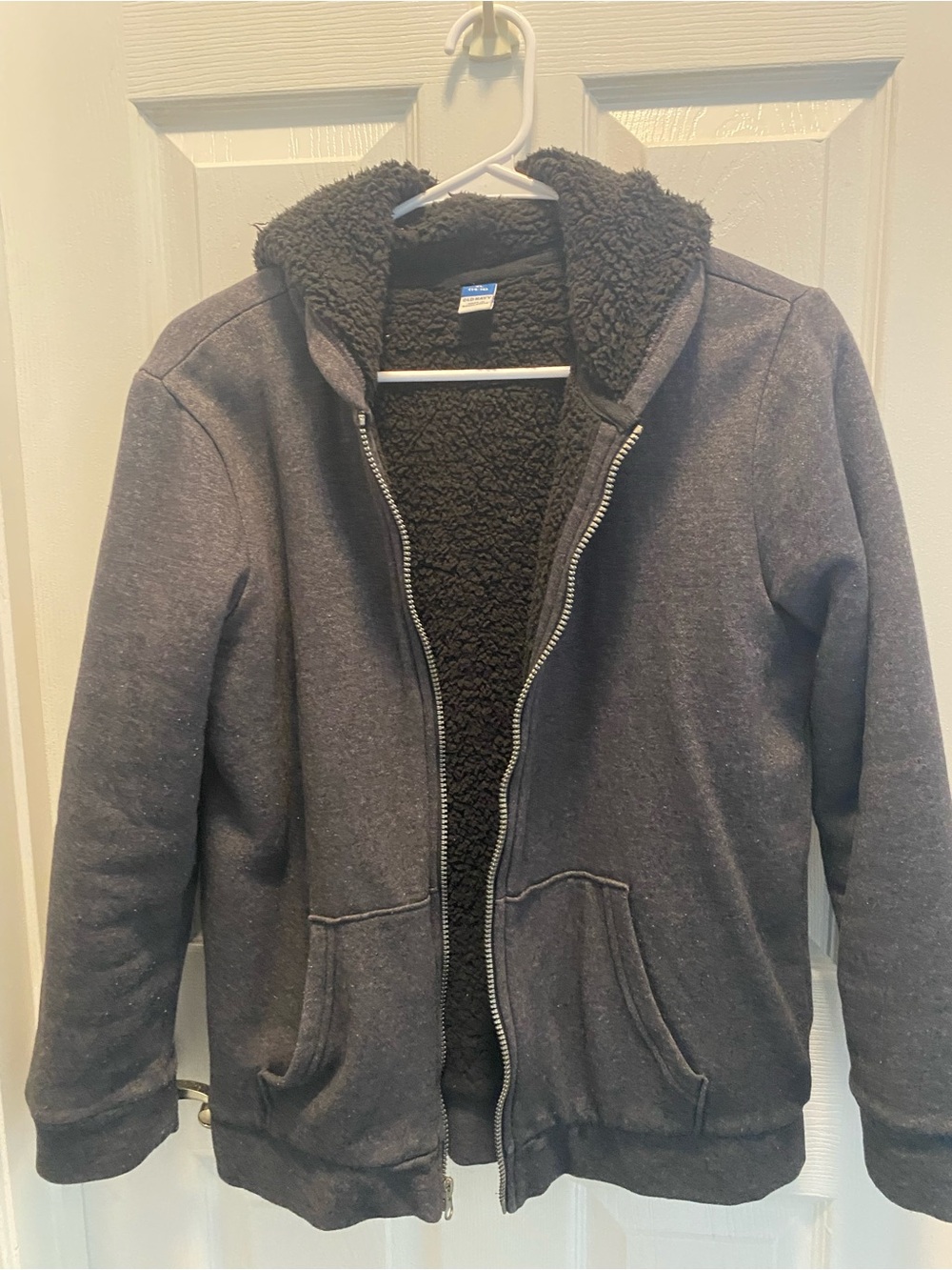 Old Navy kids (14/16 years old )Charcoal Sherpa-Lined Zip-Up Hoodie
